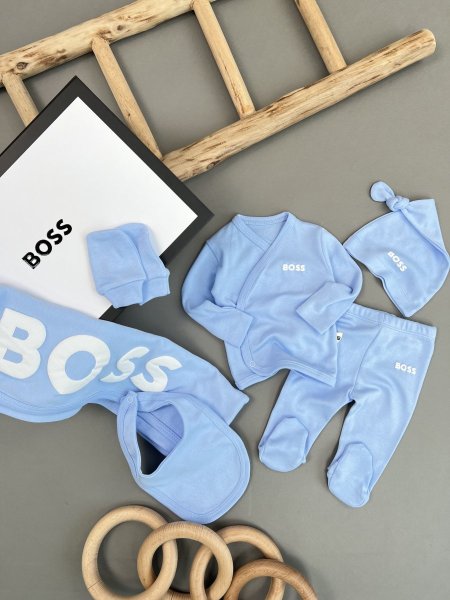 طقم  مستشفى مع صندوق boss
